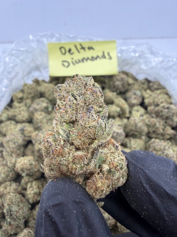 Delta Diamonds THCA flower